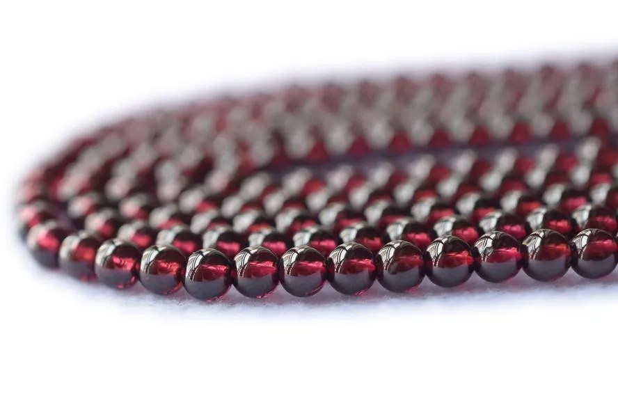 15.5" 4mm Natural Wine Red garnet round gemstone beads