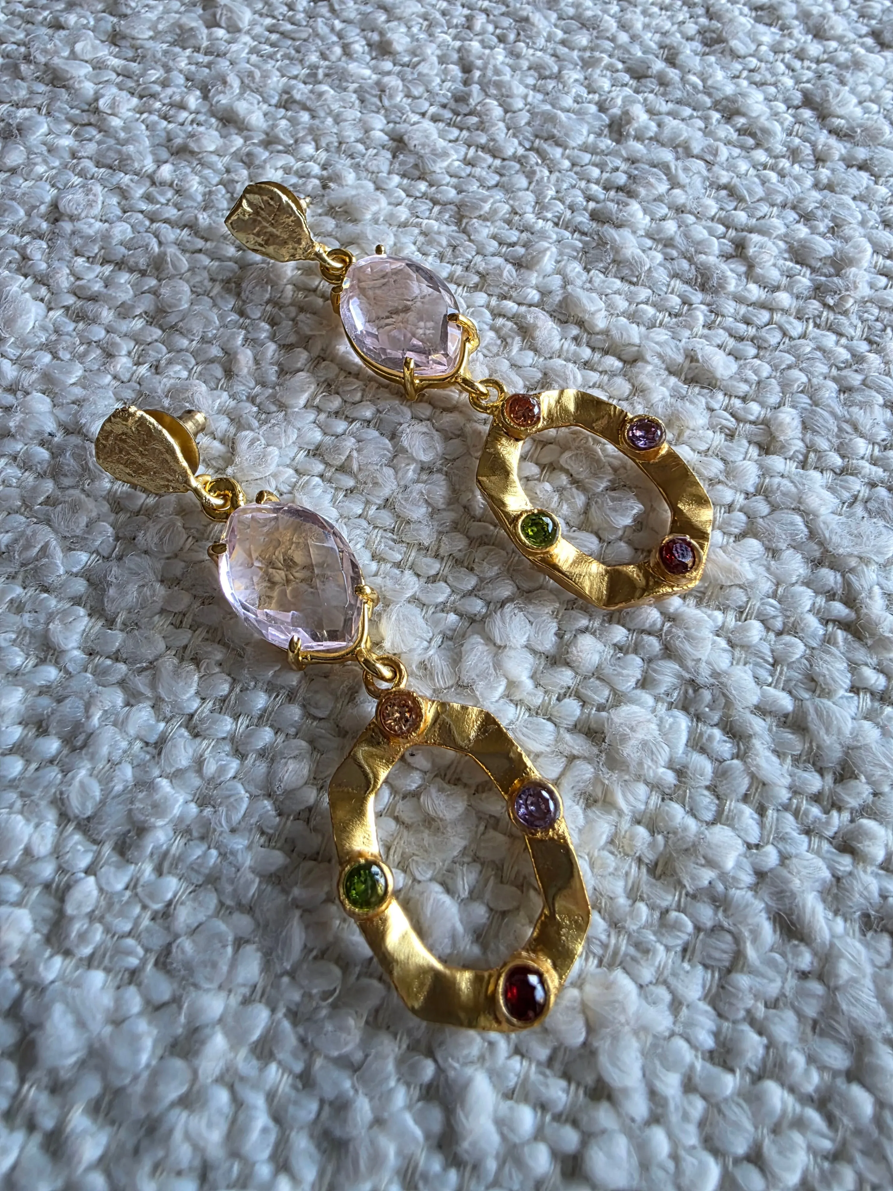 Gemajesty Rose Quartz Stone Drop Gold Earring