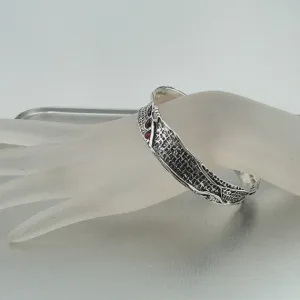 Hadar Handcrafted Artistic Solid Silver Garnet Bracelet January Birthstone Jewelry Gift for Her