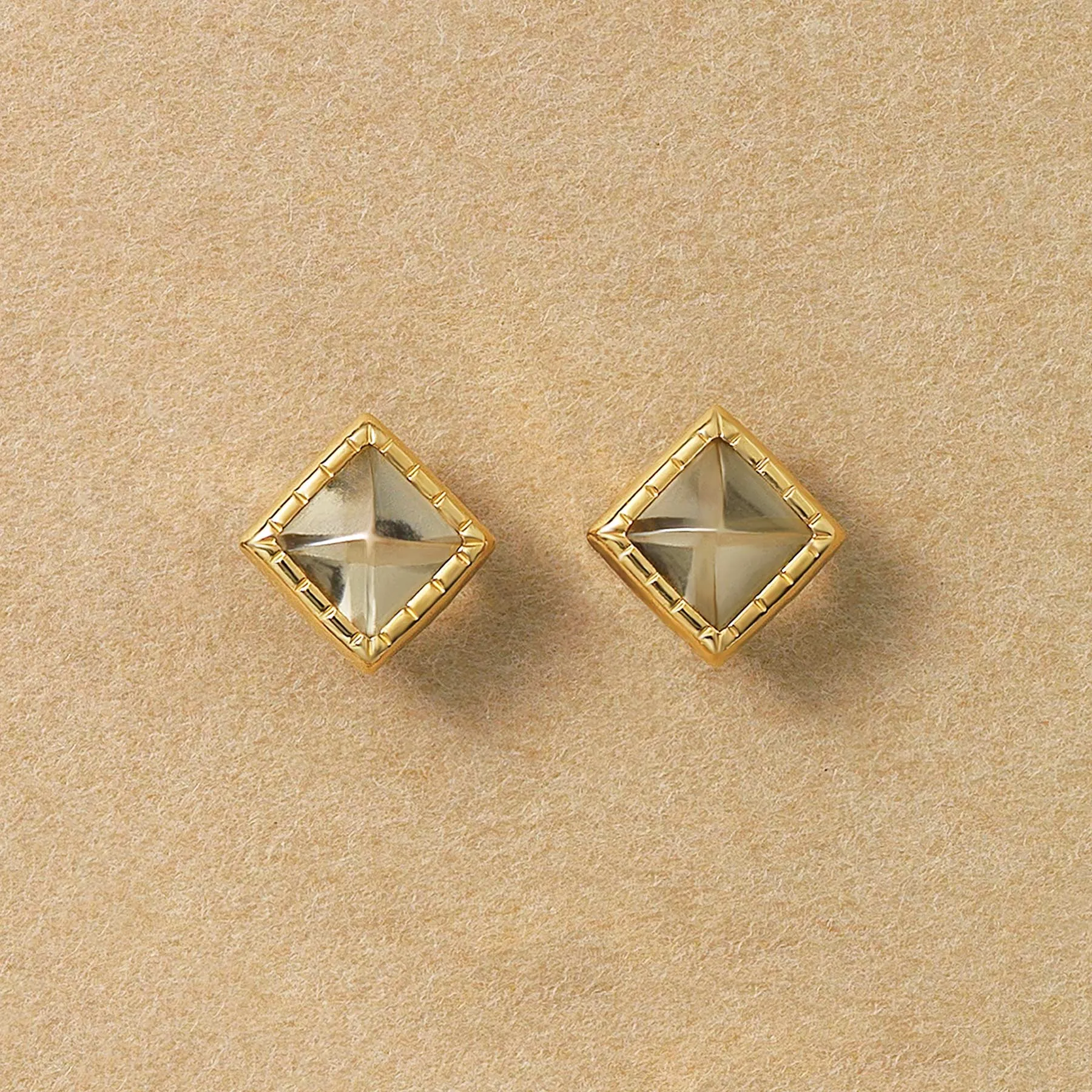 [Second Earrings] 18K Yellow Gold Smoky Quartz Pyramidal Cut Earrings