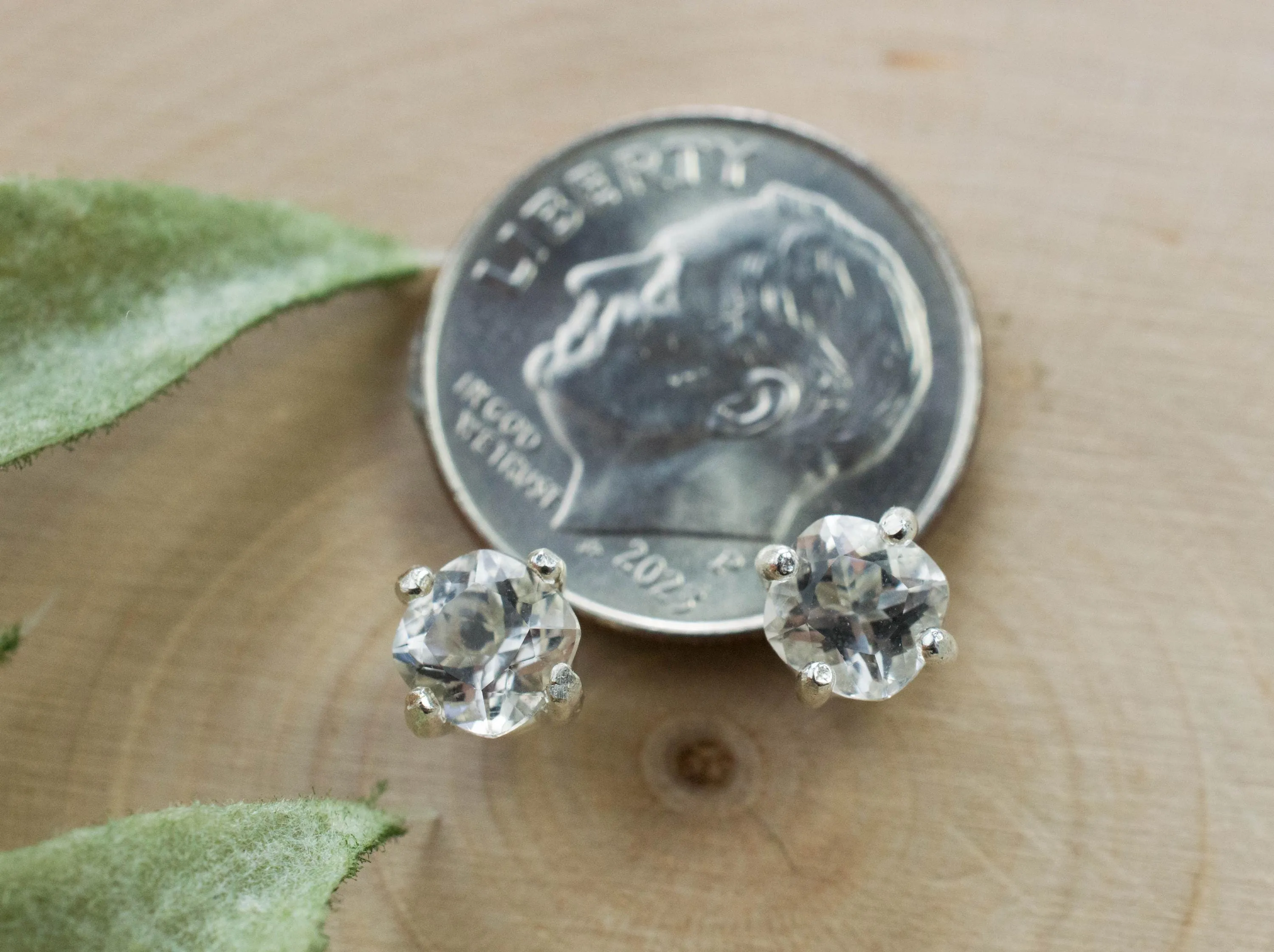 Tanzanian Quartz Earrings, Natural Untreated Mondo Quartz; 1.010cts