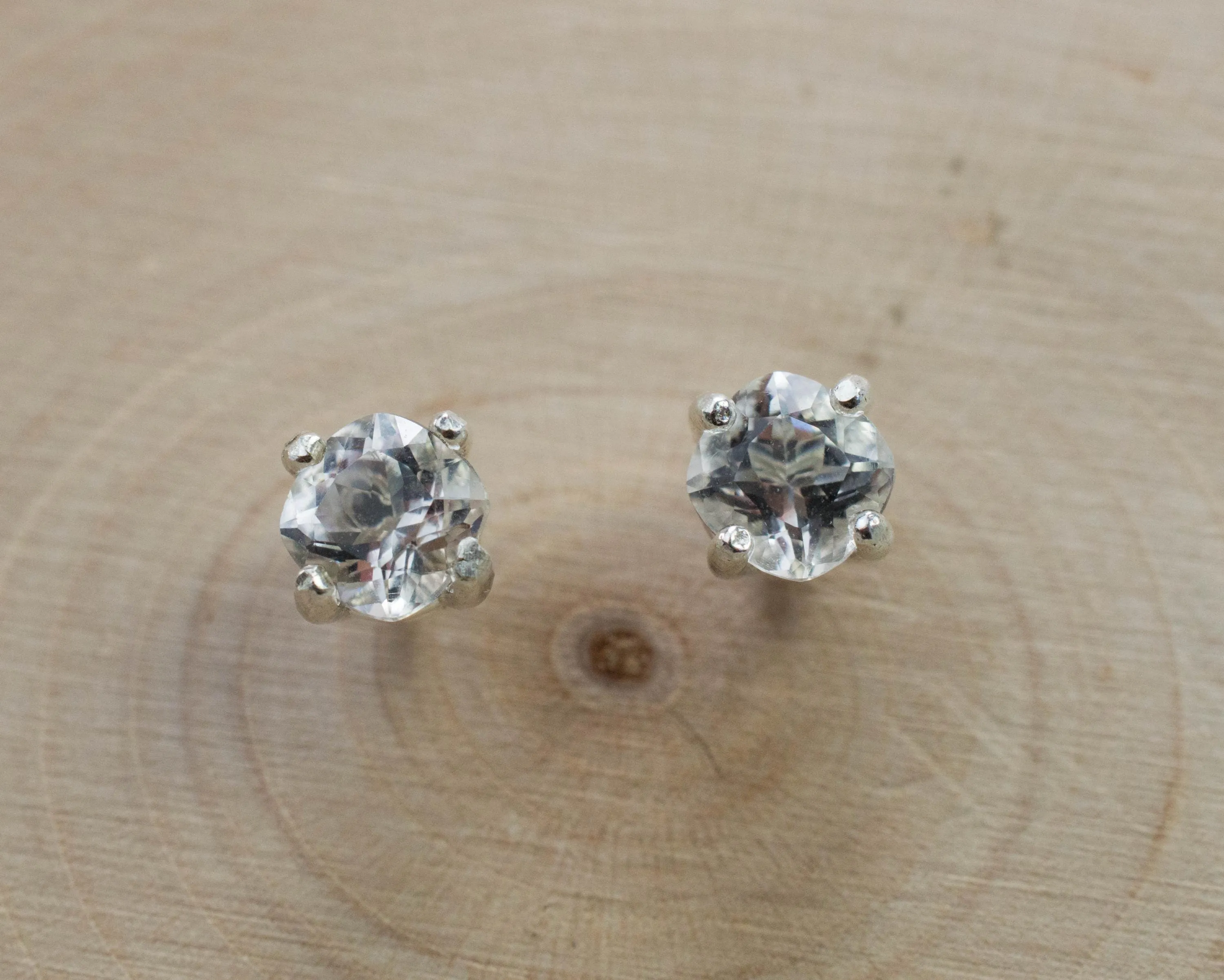 Tanzanian Quartz Earrings, Natural Untreated Mondo Quartz; 1.010cts