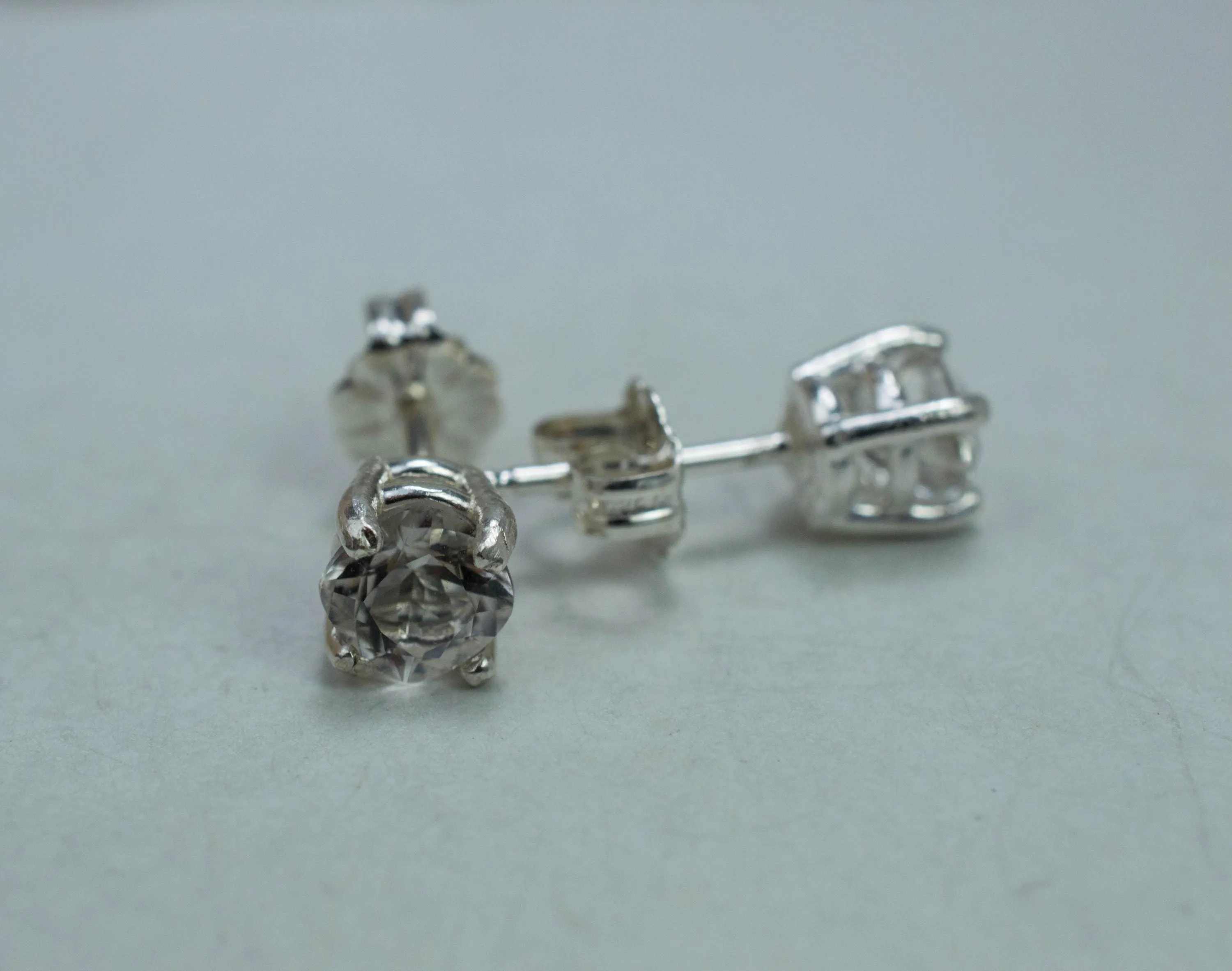 Tanzanian Quartz Earrings, Natural Untreated Mondo Quartz; 1.010cts