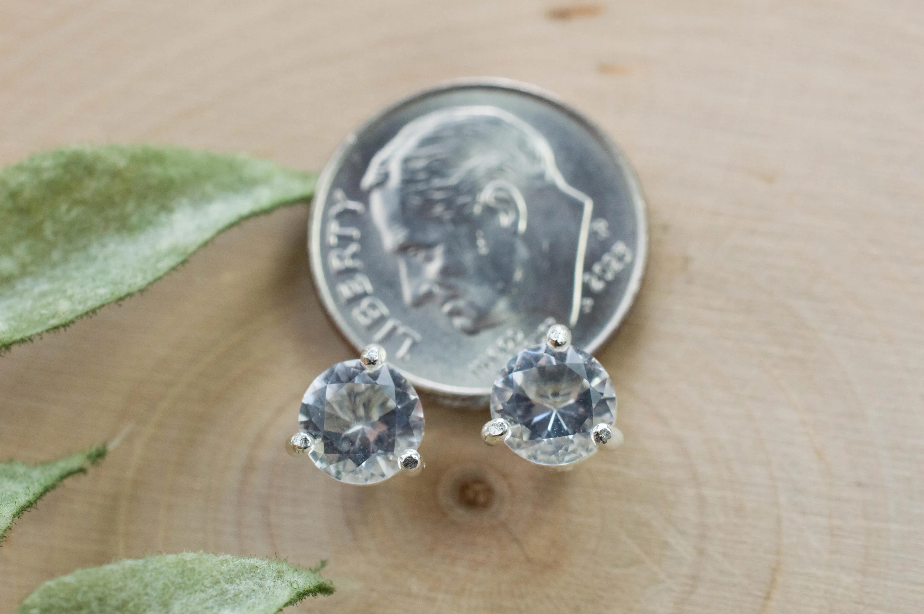 Tanzanian Quartz Earrings, Natural Untreated Mondo Quartz; 1.290cts